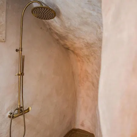 Traditional Sirma In Appartement *