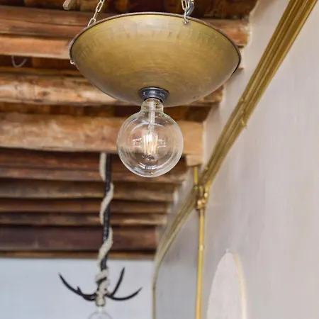 Traditional Sirma In Appartement *